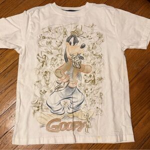 Vintage Disney store goofy t shirt size 7/8